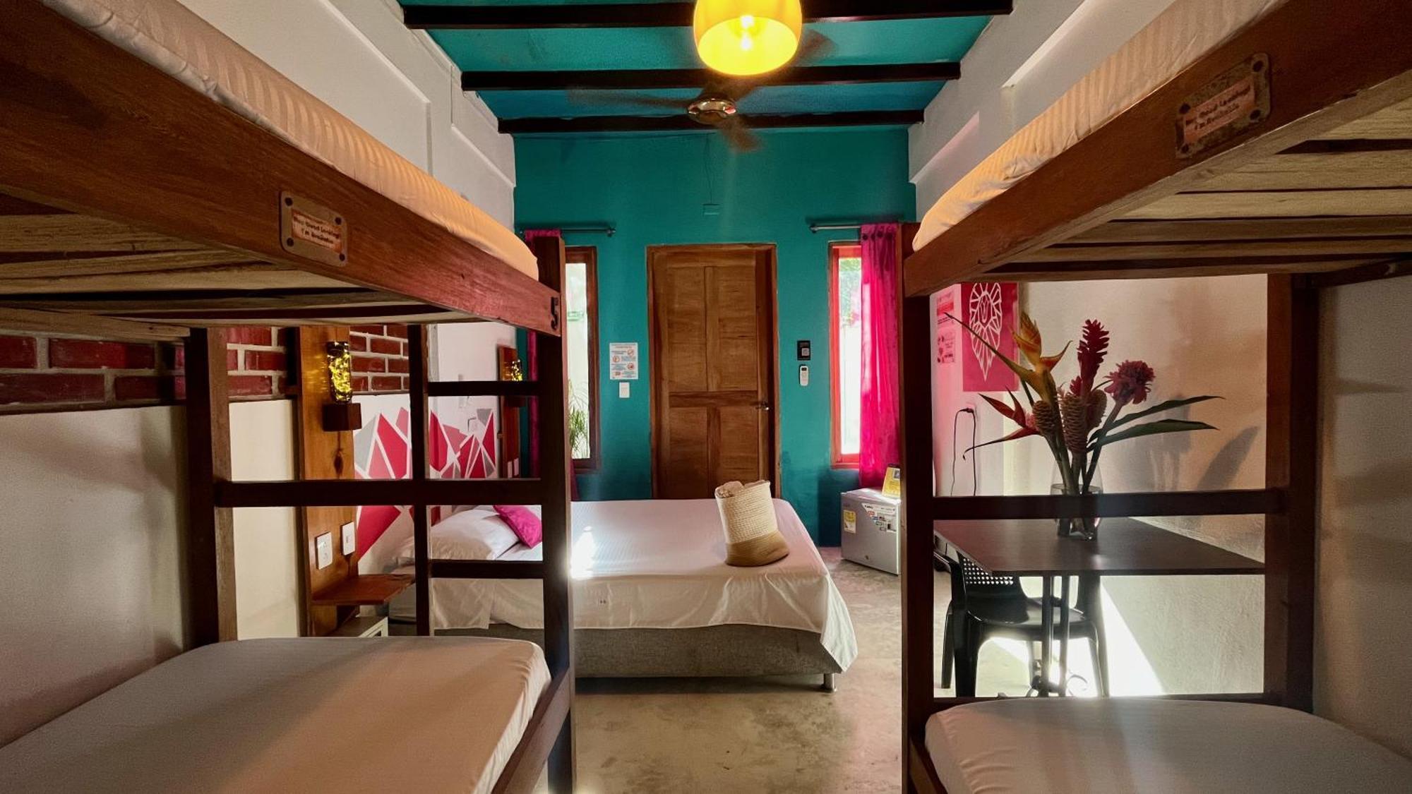 Tayrona Juancho'S House Hostel & Coworking Лос-Наранхос Экстерьер фото